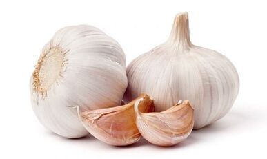 Aglio per il trattamento delle verruche